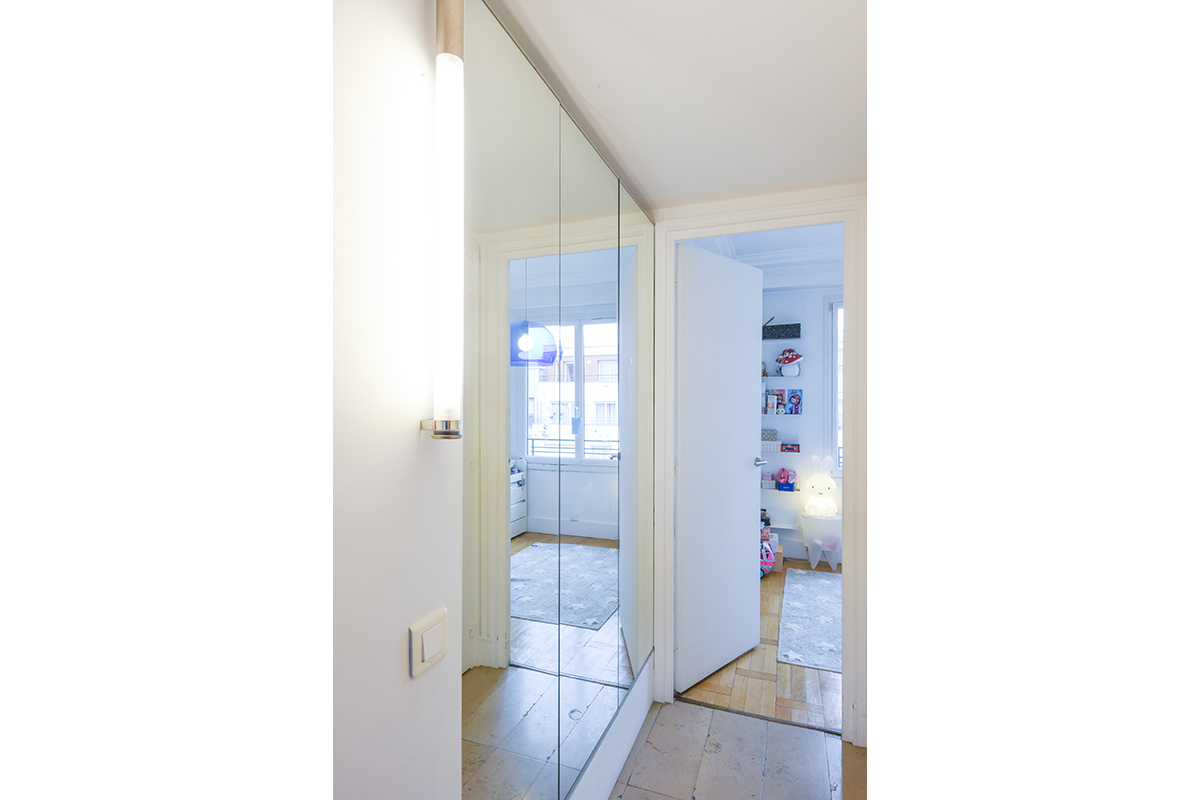 architecte-renovation-cuisine-miroir-AREA-Studio