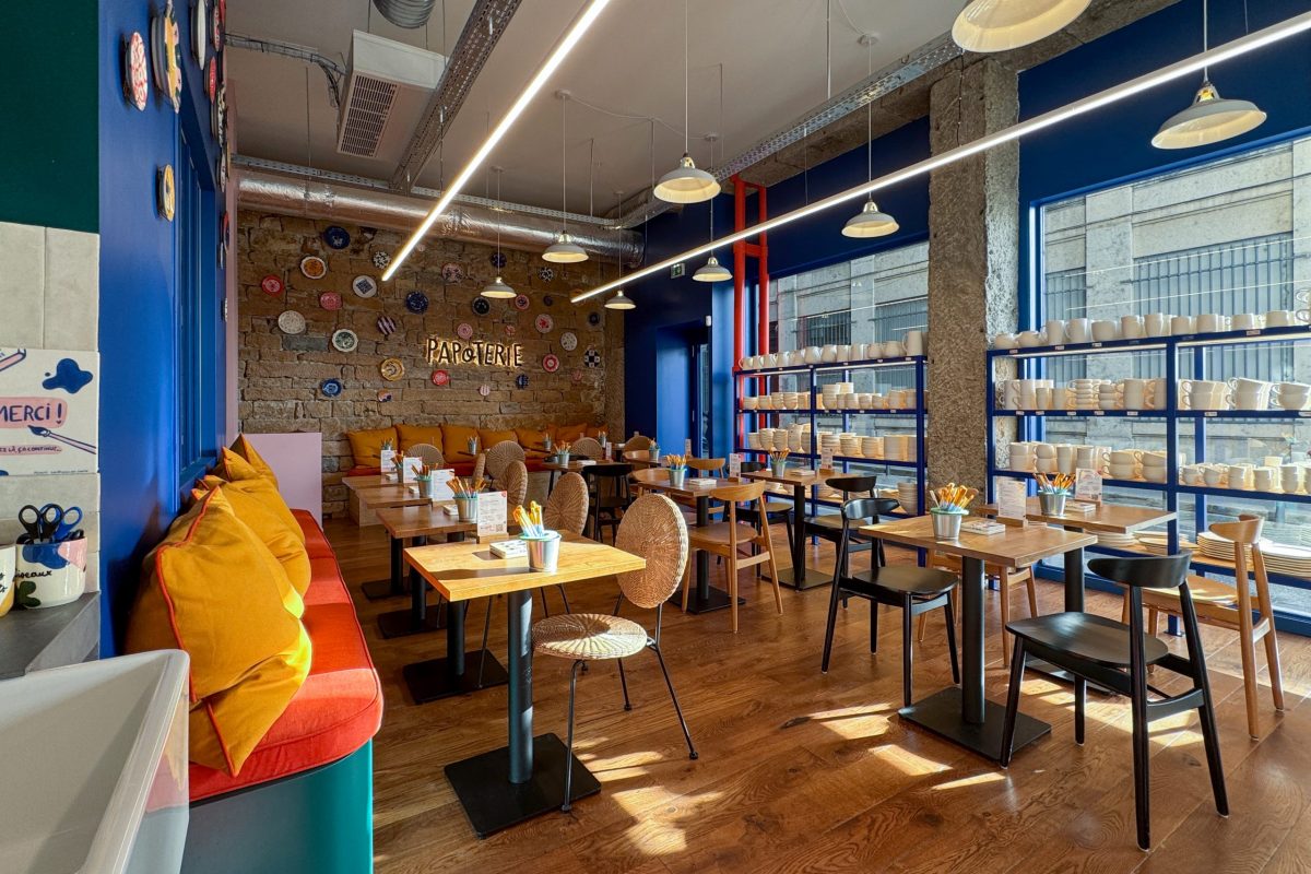 architecte-restructuration-renovation-cafe-banquette-3-AREA-Studio.jpg architecte-restructuration-renovation-cafe-banquette-3-AREA-Studio.jpg