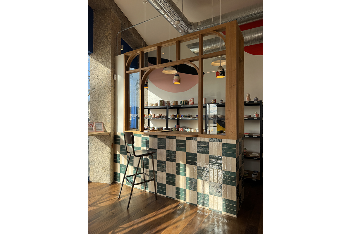 architecte-restructuration-renovation-cafe-verriere-chêne-2-AREA-Studio.jpg architecte-restructuration-renovation-cafe-verriere-chêne-2-AREA-Studio.jpg